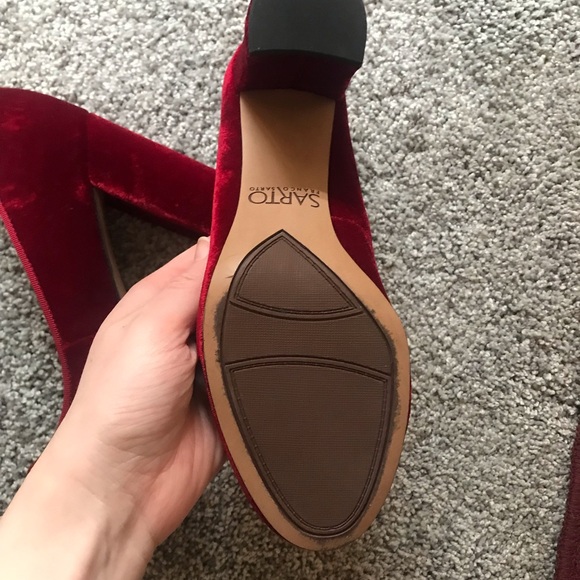 Franco Sarto Red Velvet Heels - Picture 6 of 6